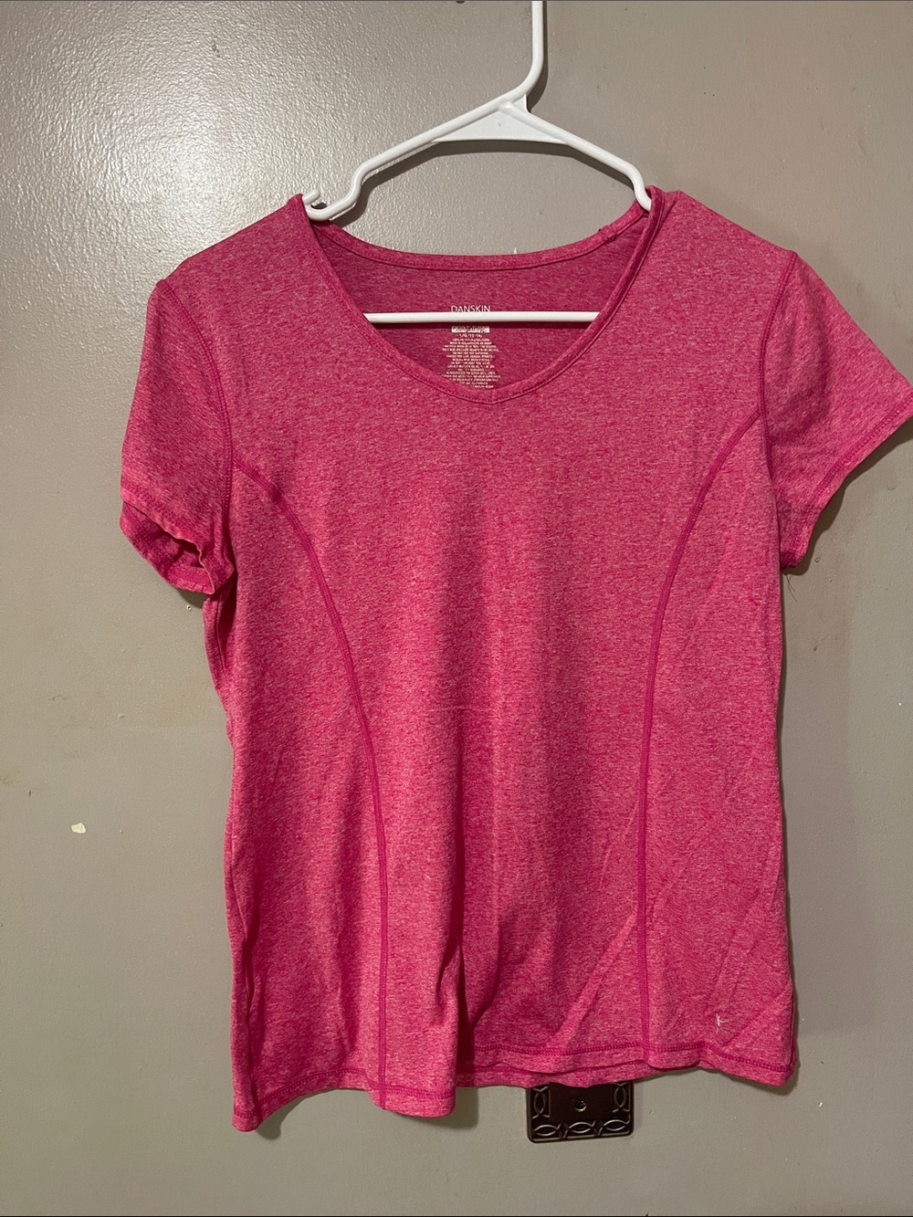 Danskin Now Heathered Raspberry Short Sleeve Tee